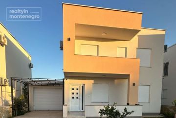 Villa For Sale in Ulcinj City, Štoj, 160 m²