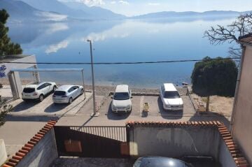 House for Sale in Herceg Novi, Bijela, 175 m², Located by the Sea