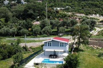 Rental Villa in Montenegro, Bar, Dobra Voda, with Sea and City View