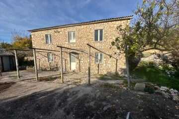 House for Sale in Montenegro, Bar, Velja Gorana, 100 m2, 864 m2 Plot